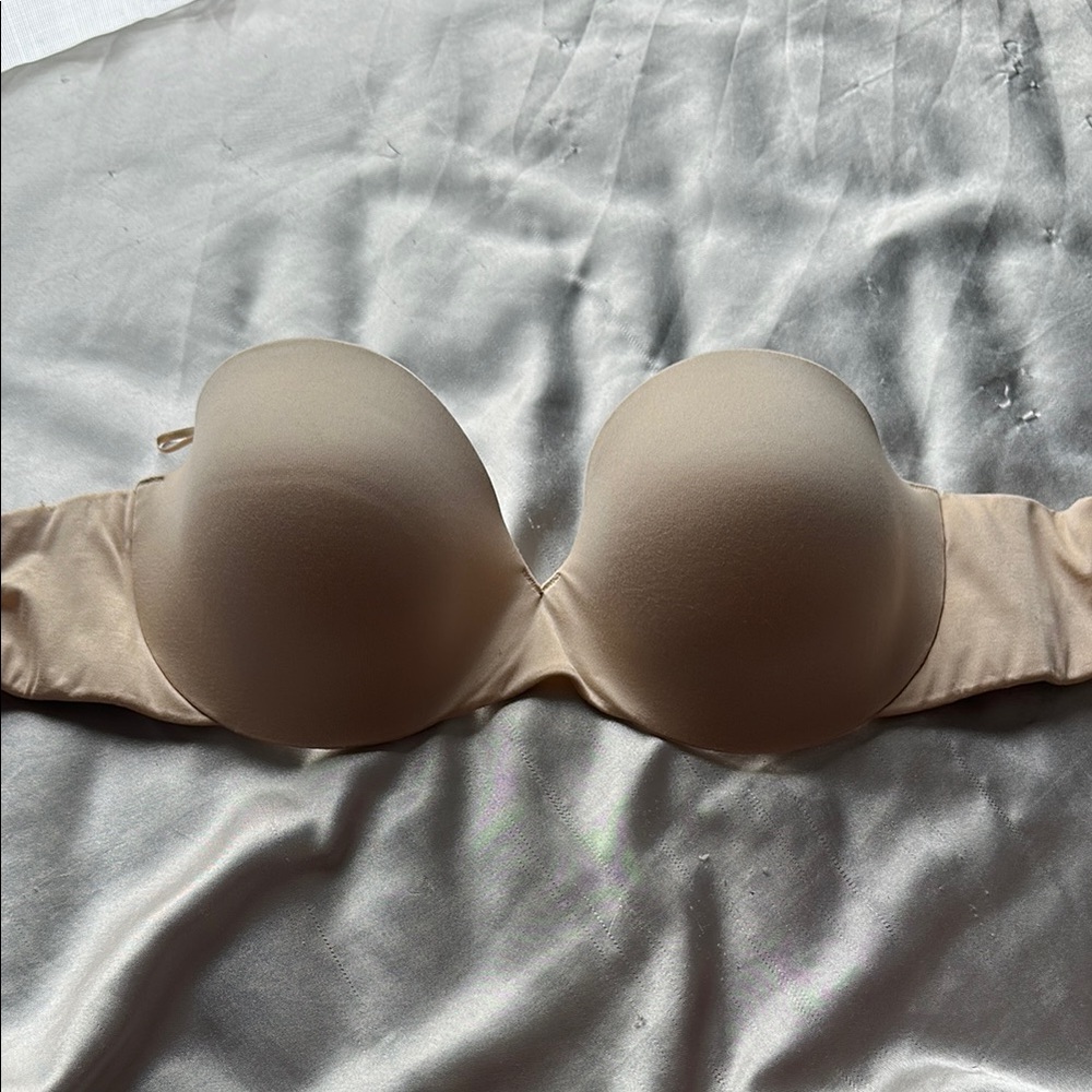 Push Up Strapless Bra in Cream